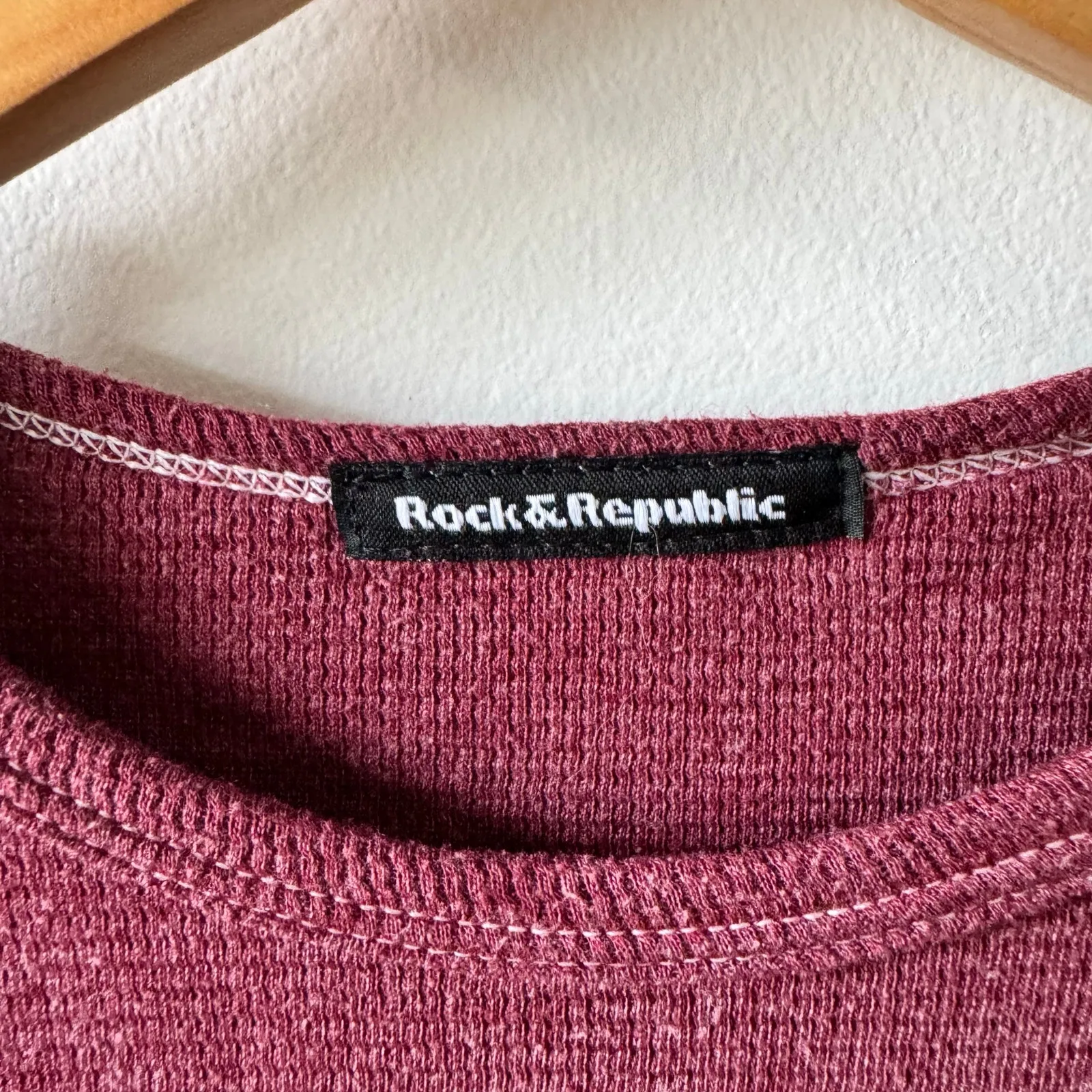 Rock and Republic Top Women S Red Raw Stitch Y2K Grunge Punk 90s Long Sleeve - Image 3