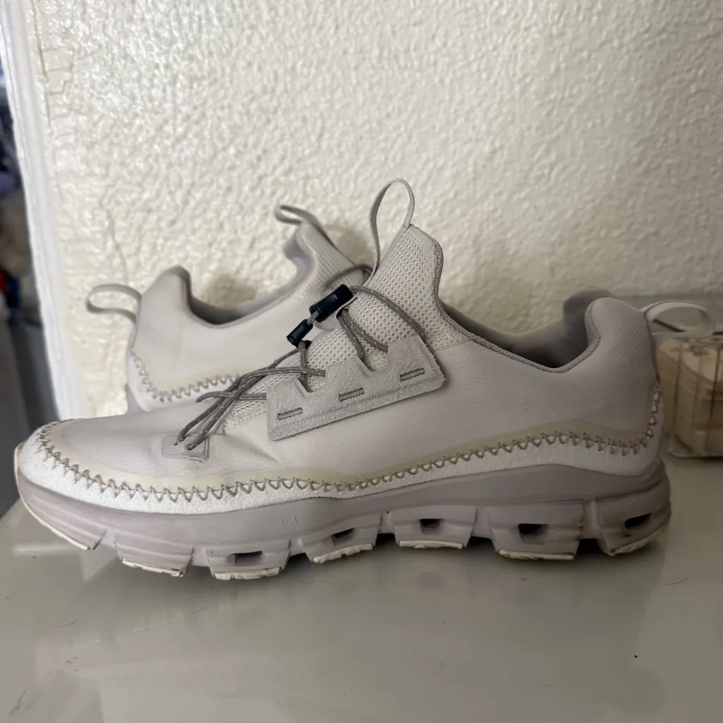 On cloud Cloudaway Sneaker in Ivory & Pearl Sneakers size 11 women’s White - Image 9