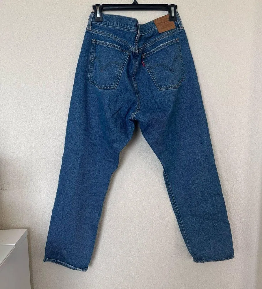 NWOT  wedgie straight ripped jeans size 31 - Image 5