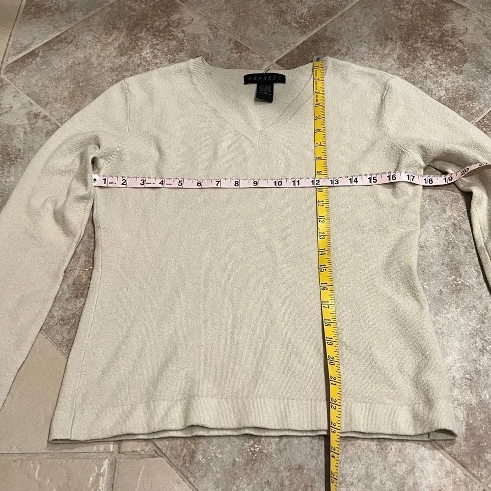 Express v neck off white long sleeve stretchy pullover sweater medium vintage - Image 5