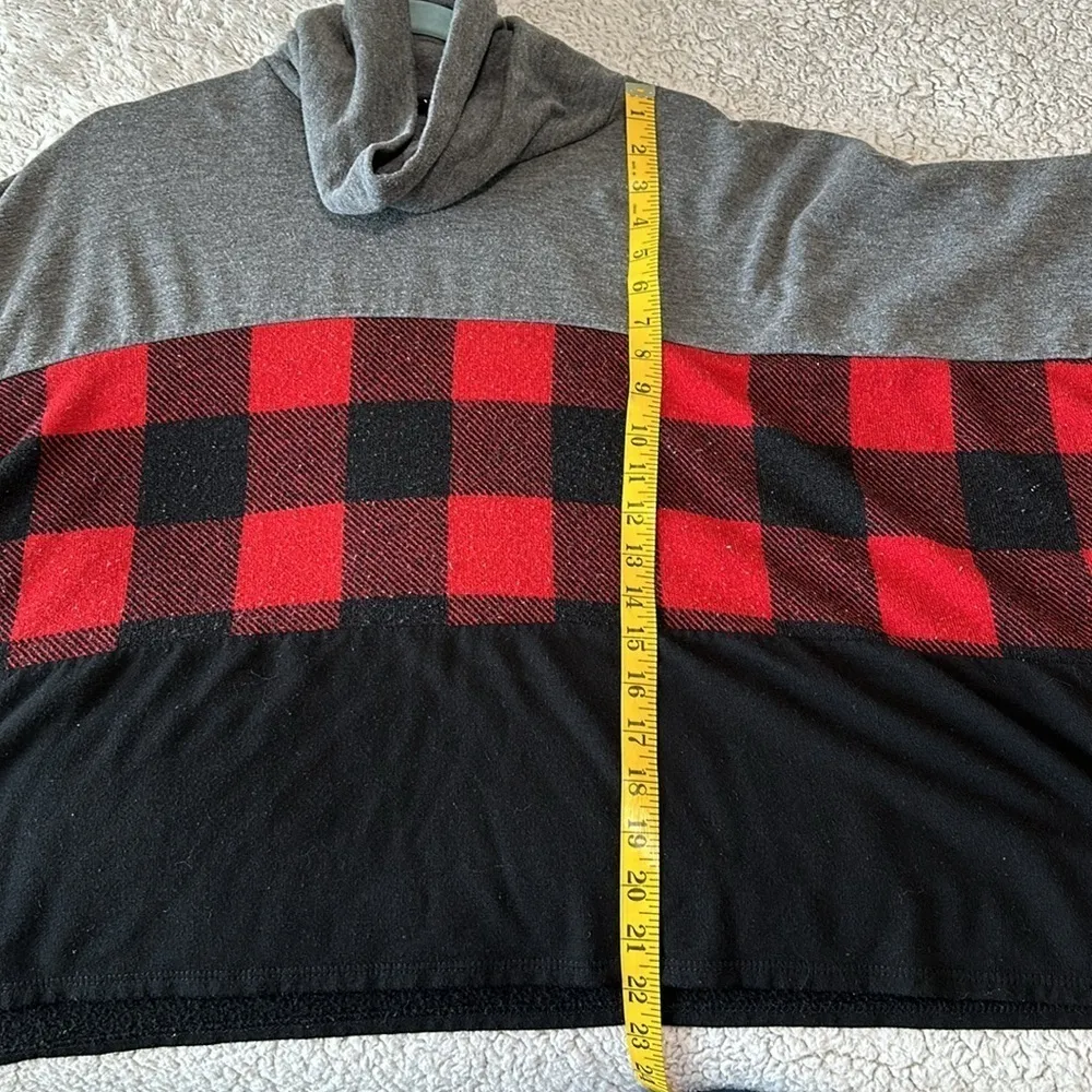 Heimish USA Women's S Cowlneck Slouchy Pullover Gray Black Red Buffalo Check Top - Image 10