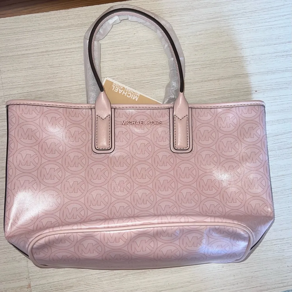 NWT  Jodie Small Logo Jacquard Tote Bag In Powder Blush - Image 4