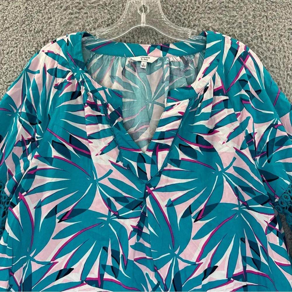 Crown & Ivy 3/4 Bell Sleeve Peasant Top Palms Tropical Crochet‎ Teal Women's XL - Image 2
