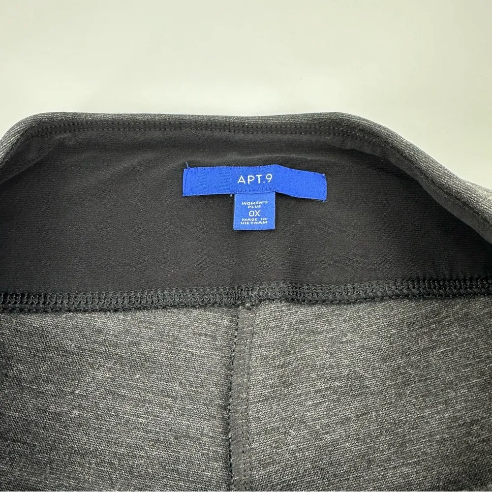 Apt 9 Cropped Workout Pants Size 0X - Image 3