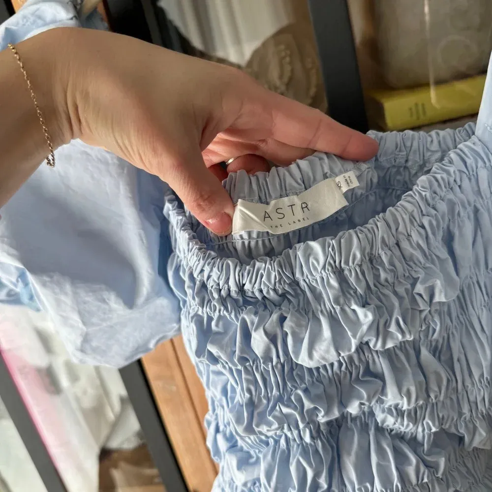 ASTR The Label Savina Square Neck Bubble Sleeves Smocked Blouse Top puff light - Image 4