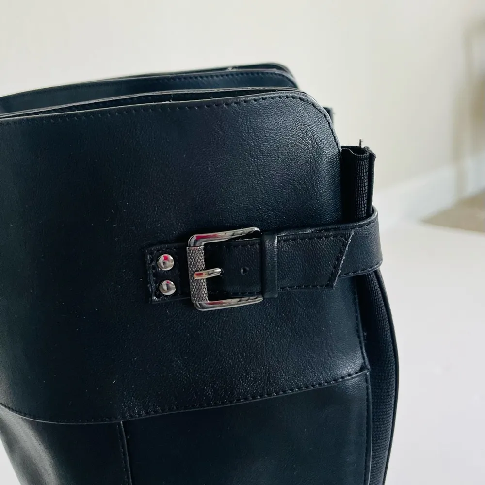 GBG By Guess Chic Black Heeled Boots Size 7.5 - Image 7