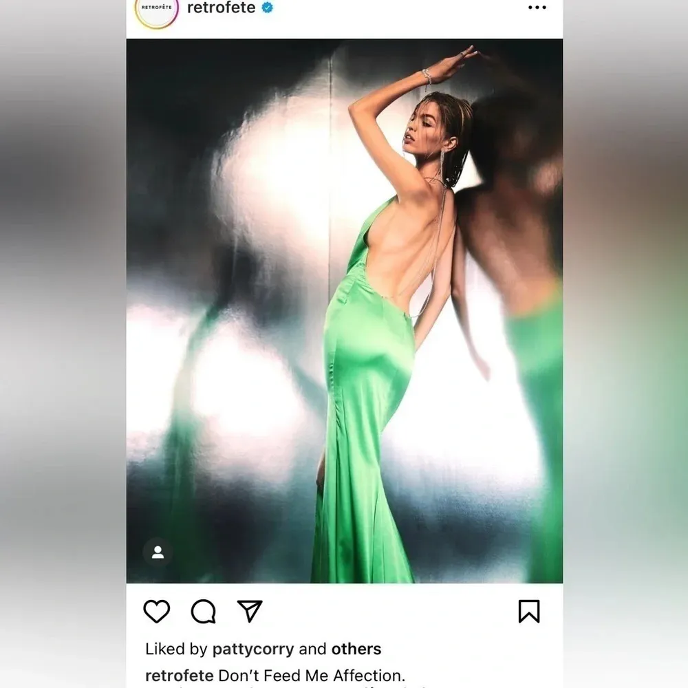 Retrofete Satin Crystal Margot Gown in Green XSmall New. Long Maxi Dress Size XS - Image 14