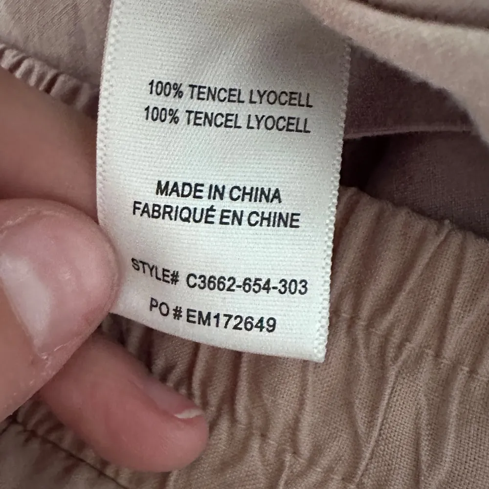 Cloth & Stone tencel lyocell tan jogger pants size medium NWT - Image 3