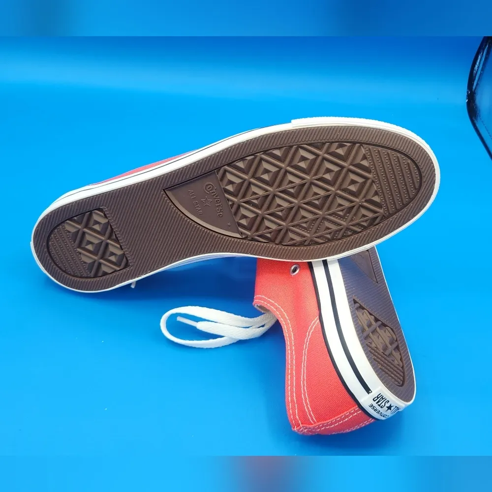 Converse Women's orange Classic Chuck Taylor All-star, Size 10 - Image 2