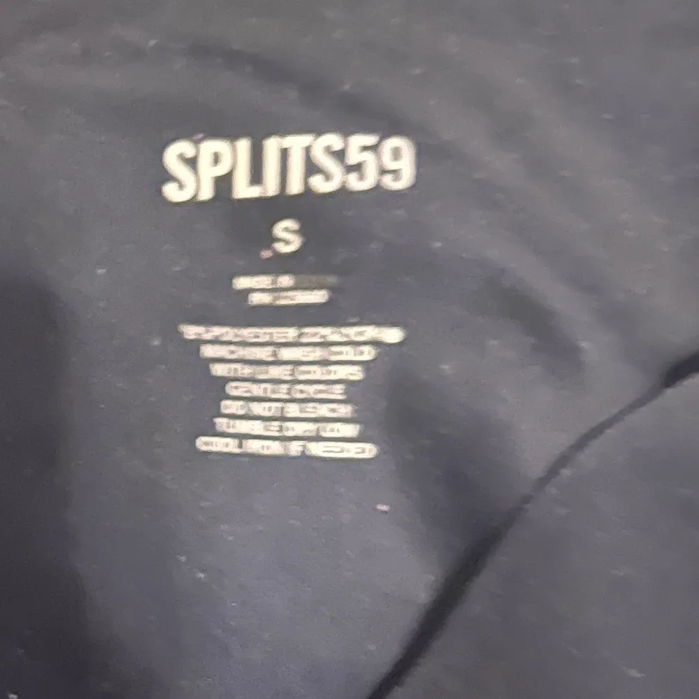 Ava High Waist 7/8 Legging in Indigo & Pink Ombre
SPLITS59 size small - Image 7