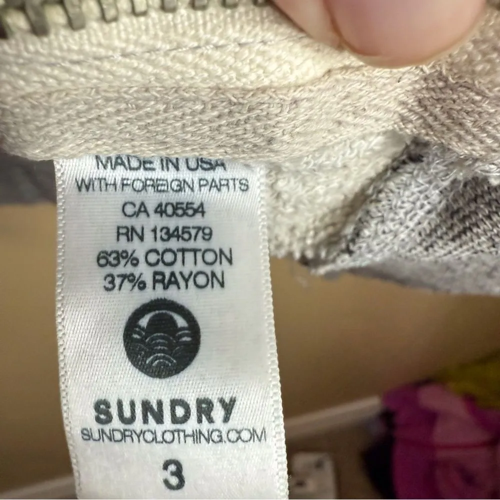 Sundry Metallic Heart Side Zip Sweatshirt Size 3 or US Large Gray Comfy Active - Image 7