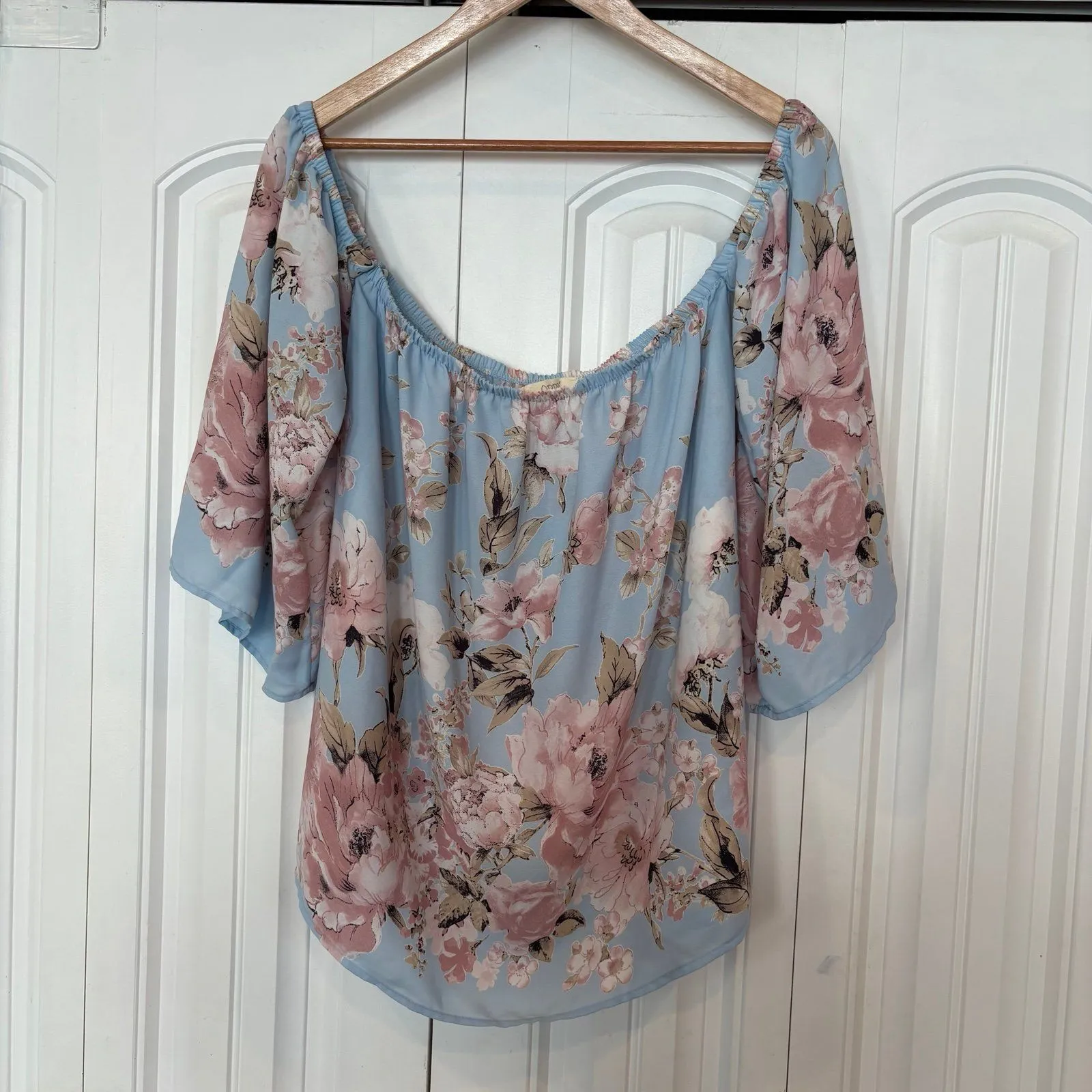 Oddy Blue Off Shoulder‎ Top Size Small - Image 2