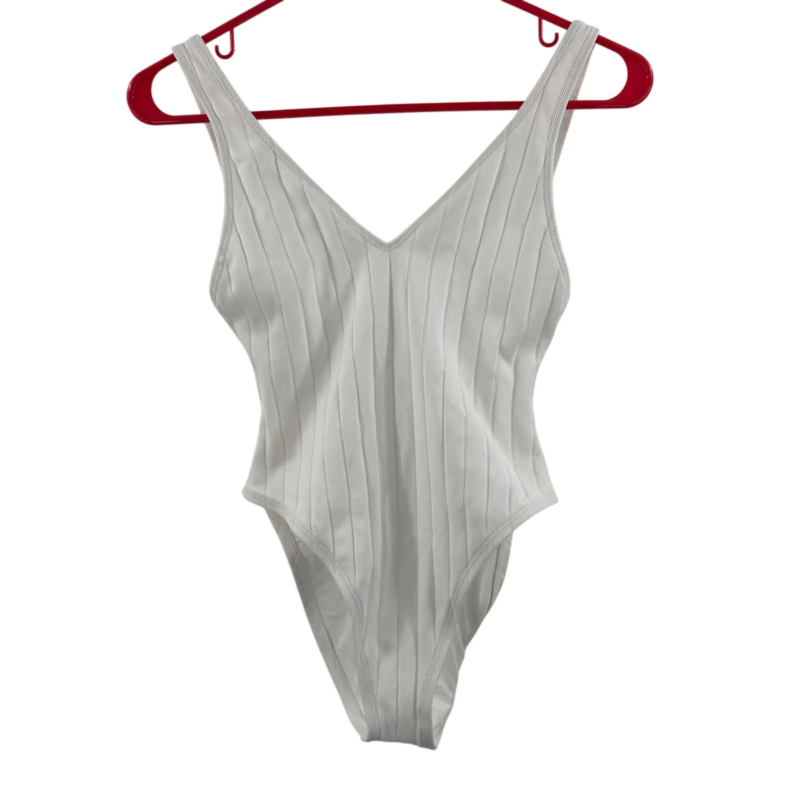 GIGI C Paisley Swimsuit Size Small NWOT White Textured Ribbed Swim Stripe NEW - Image 3