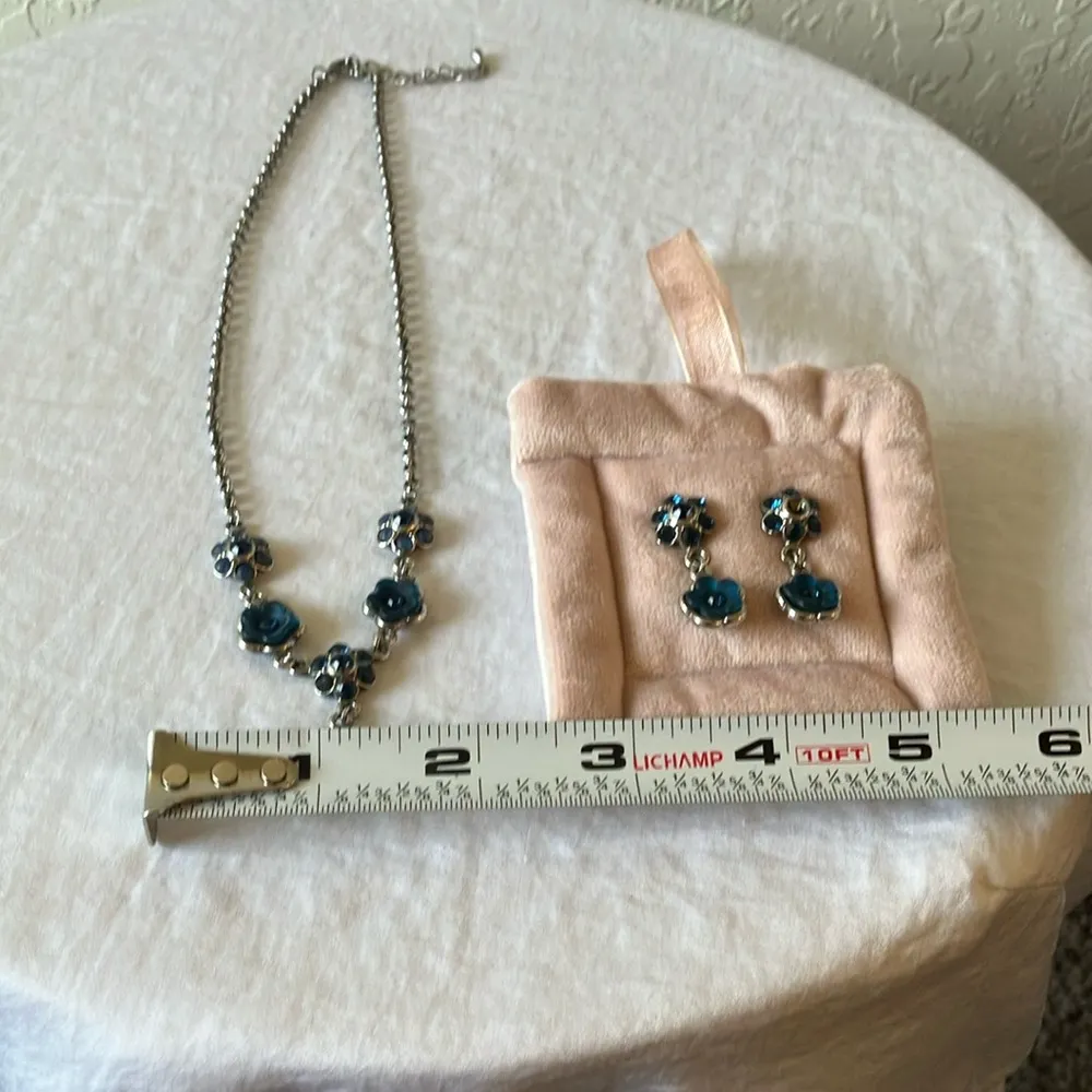 Blue Floral Silver Tone Necklace & Earrings Set - Image 14