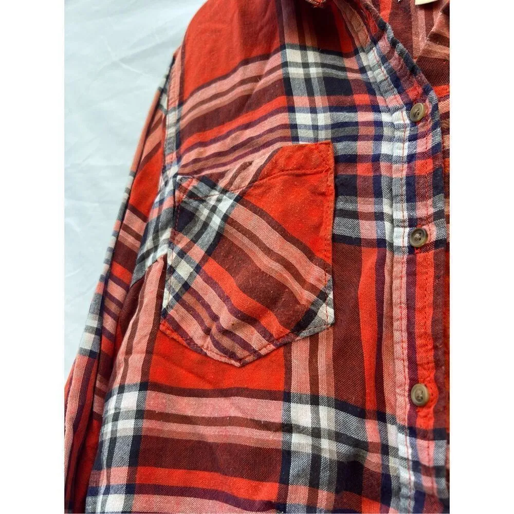 Merona Red Plaid Button Up Woman’s Top Size Medium - Image 3