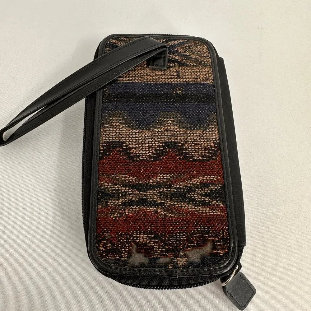 Pendleton  Wool Zip Up Wristlet Wallet - Image 3