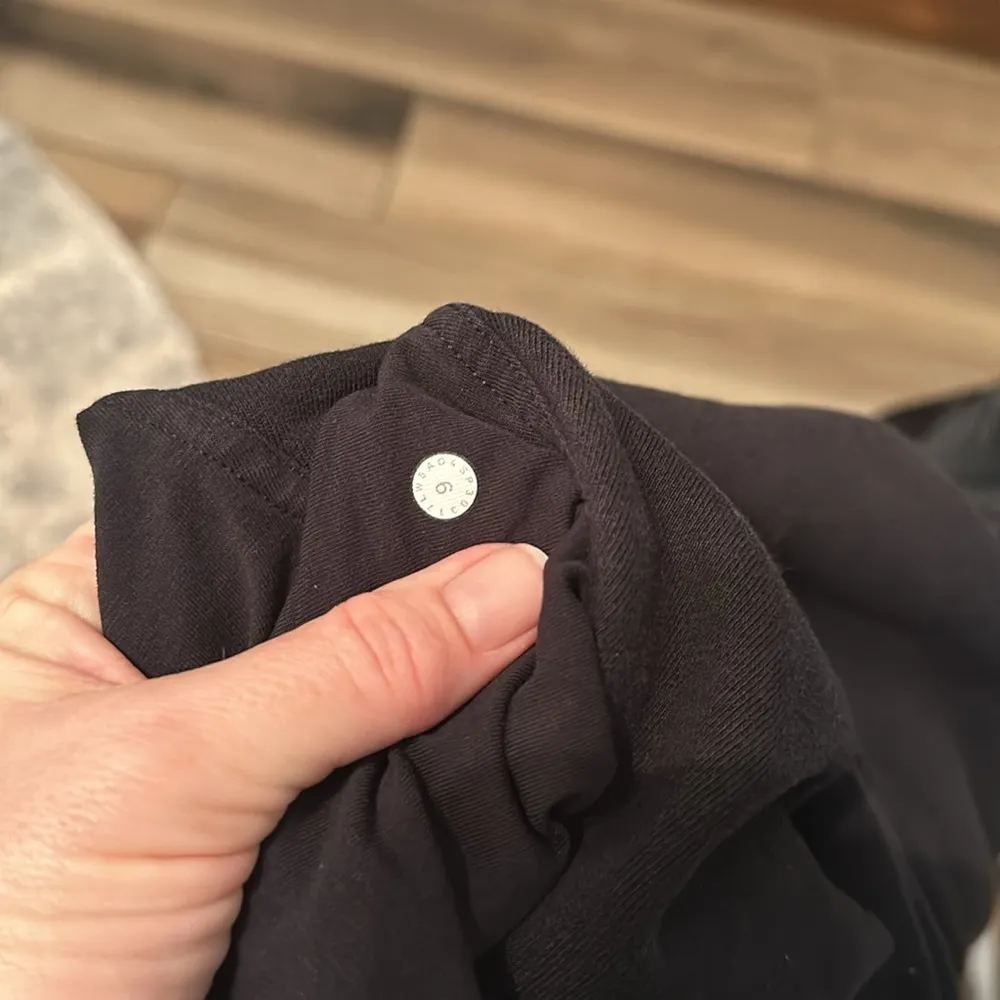 Lululemon Warm Down Jogger *28", Size 6 - Image 4