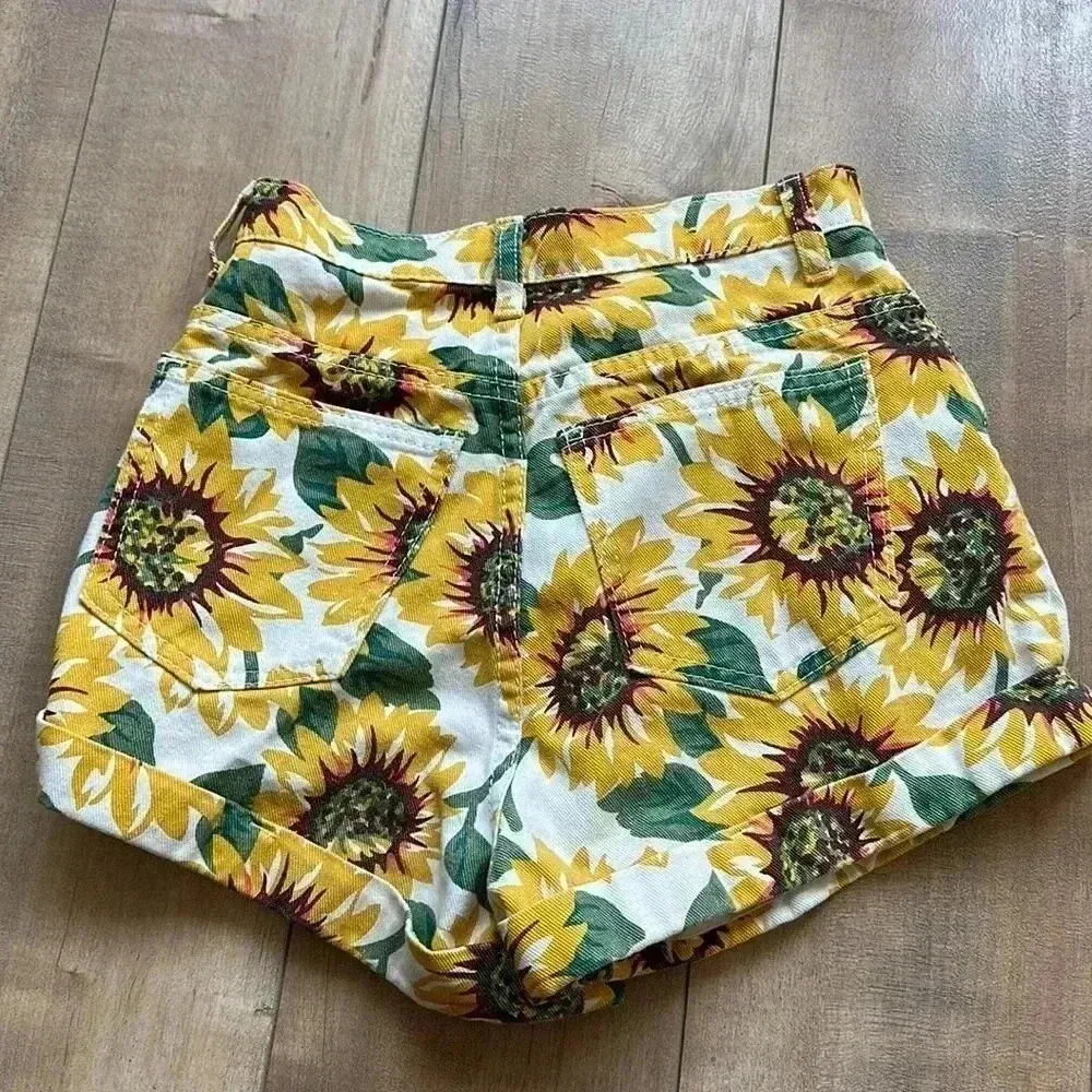 4/$25 American Apparel High Waist Sunflower Jean Shorts Sz 23 - Image 12