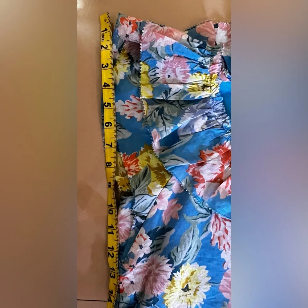 Ann Taylor Loft SHIRRED SHOULDERS Ruffle Sleeveless M Shirt Sky Blue floral XS - Image 6