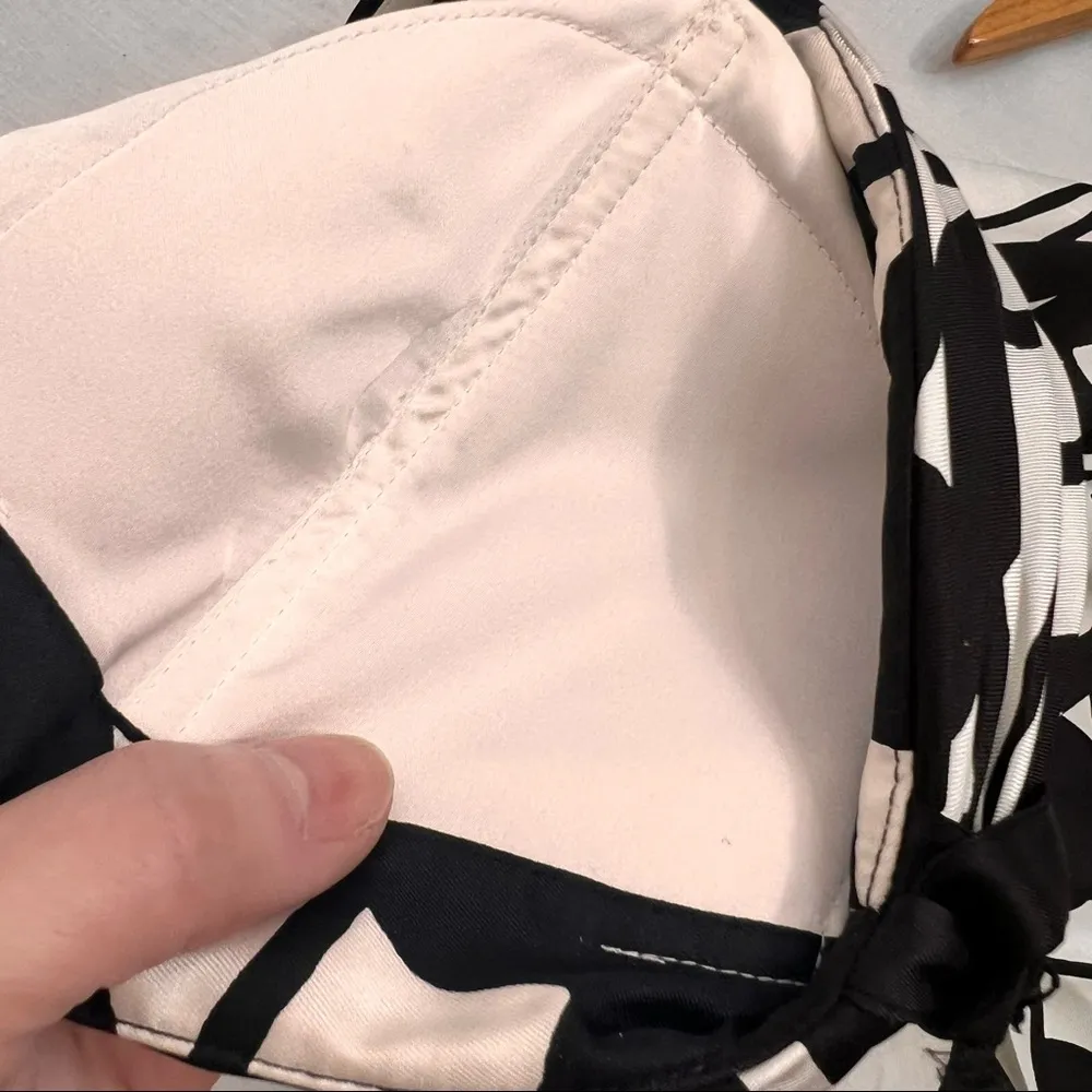 White House Black Market Maxi Dress Size 6 Silk Black White Floral Print Halter - Image 8