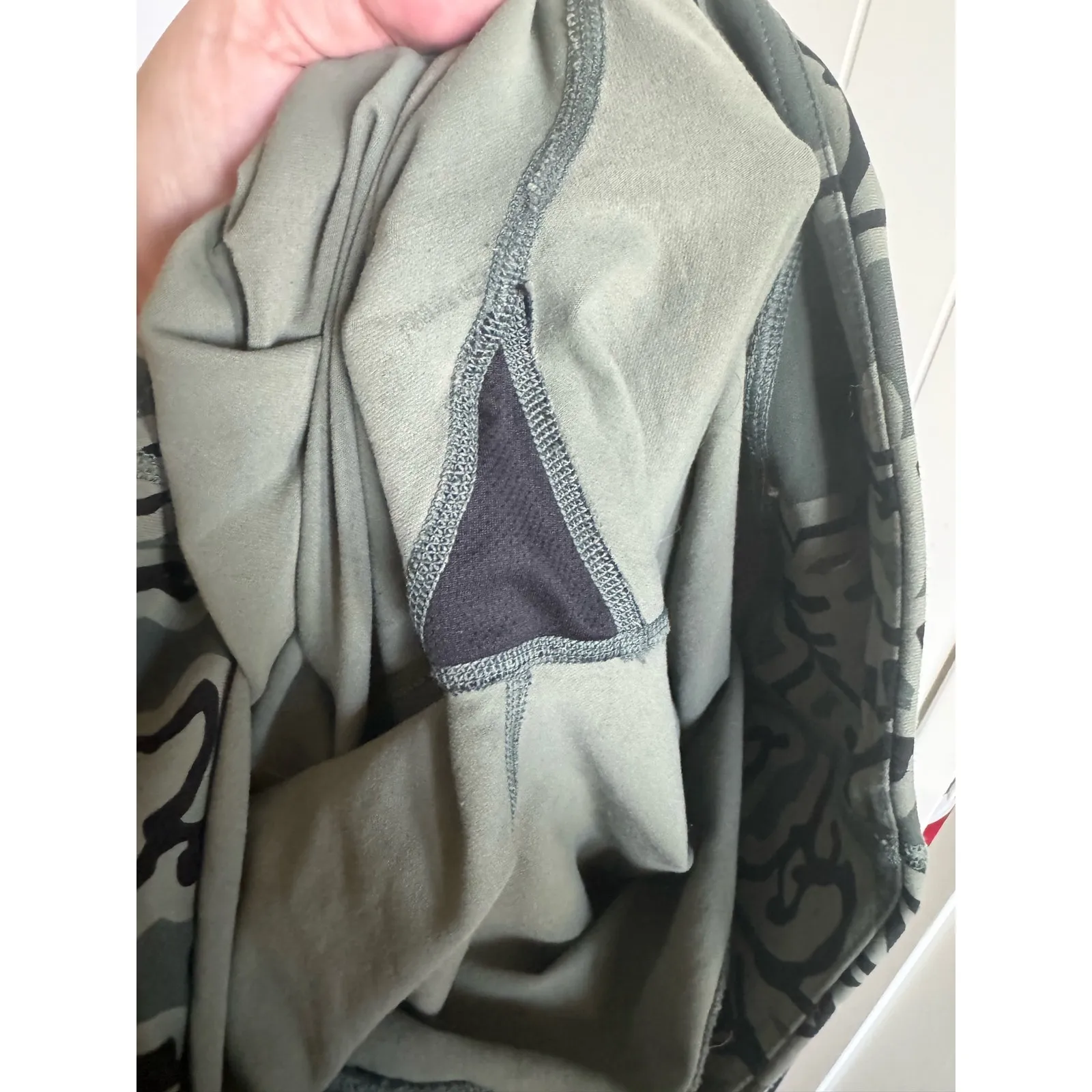 New Balance Womens Leggings Sz L Olive Green Black‎ Floral Print Thick - Image 4