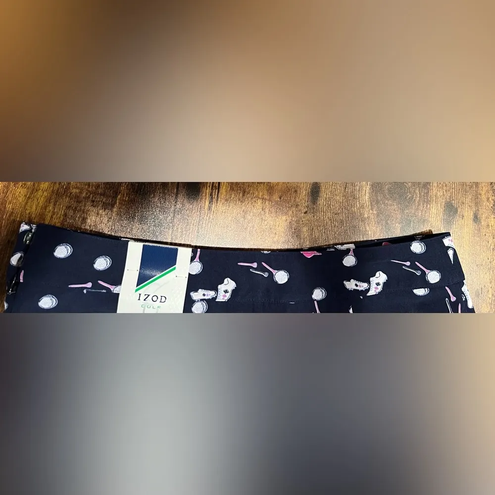 IZOD Golf | ladies golf print skort. Size: 8 - Image 5