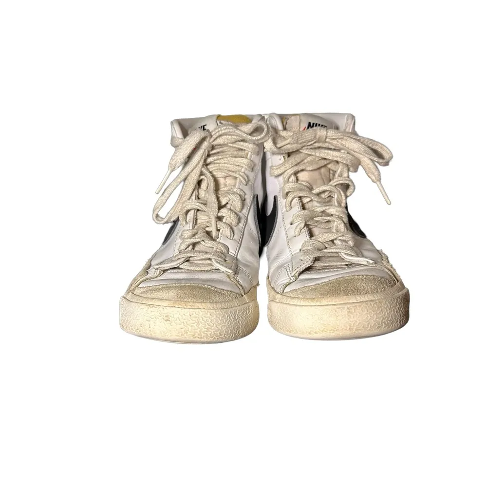 Nike Blazer Mid '77 Vintage Women’s Sneakers Size 6.5 White Black Shoes - Image 2