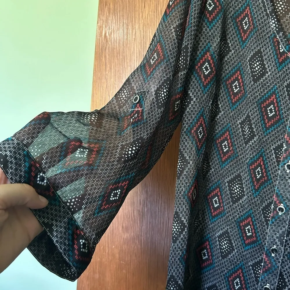 Wrangler super oversized sheer colorful pattern button down blouse size s - Image 3