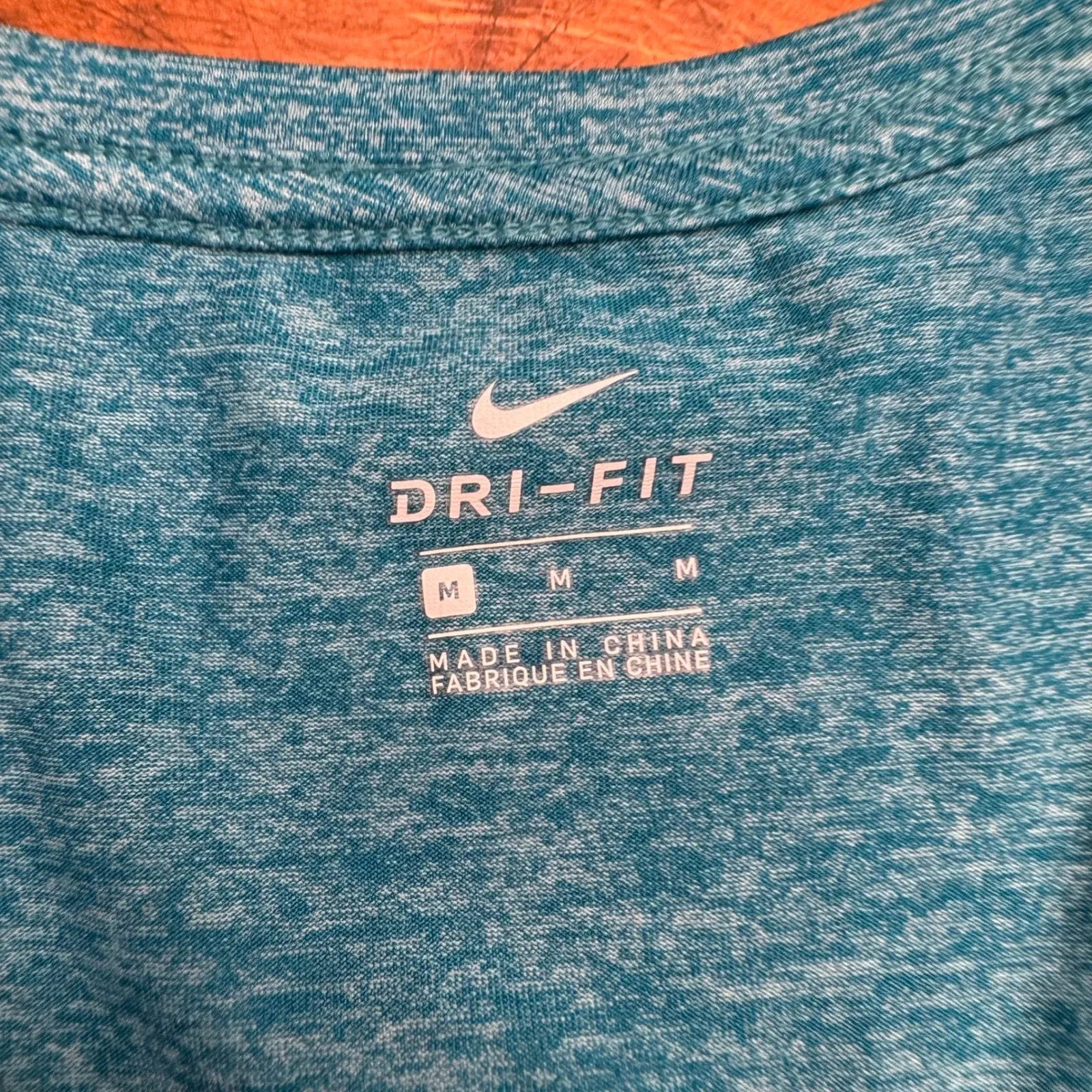 Nike Dri Fit Womens Athletic T Shirt Turquoise Heathered Short Sleeve M - Image 3