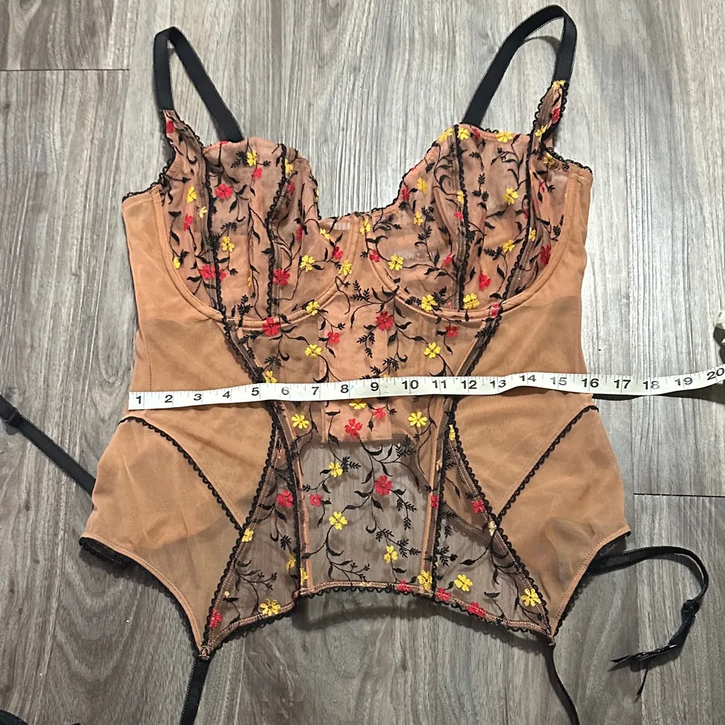 Adore Me Floral Shapewear Corset - Black and Tan - Image 7
