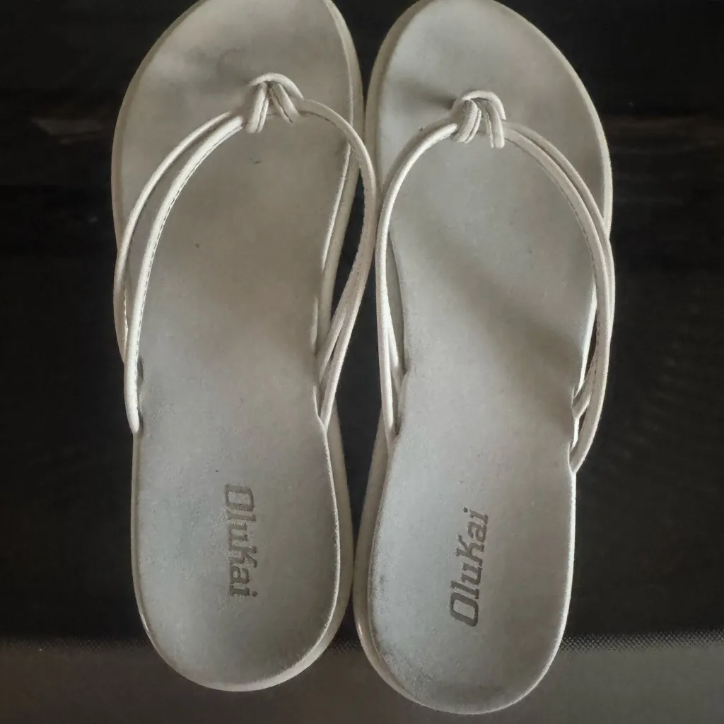 OluKai Women's White Sandals Size 9 - Image 6