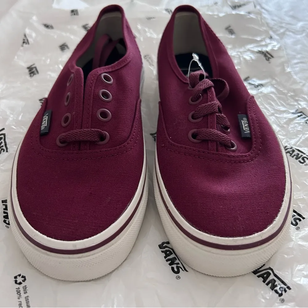 NEW VANS AUTHENTIC PORT ROYALE/BLACK CANVAS BURGUNDY COLOR SNEAKER UNISEX - Image 3