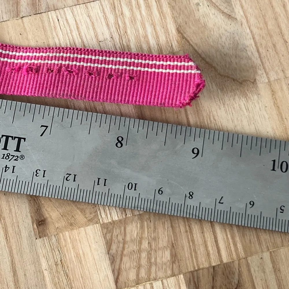 Fashion Watch Unbranded Pink - Image 10