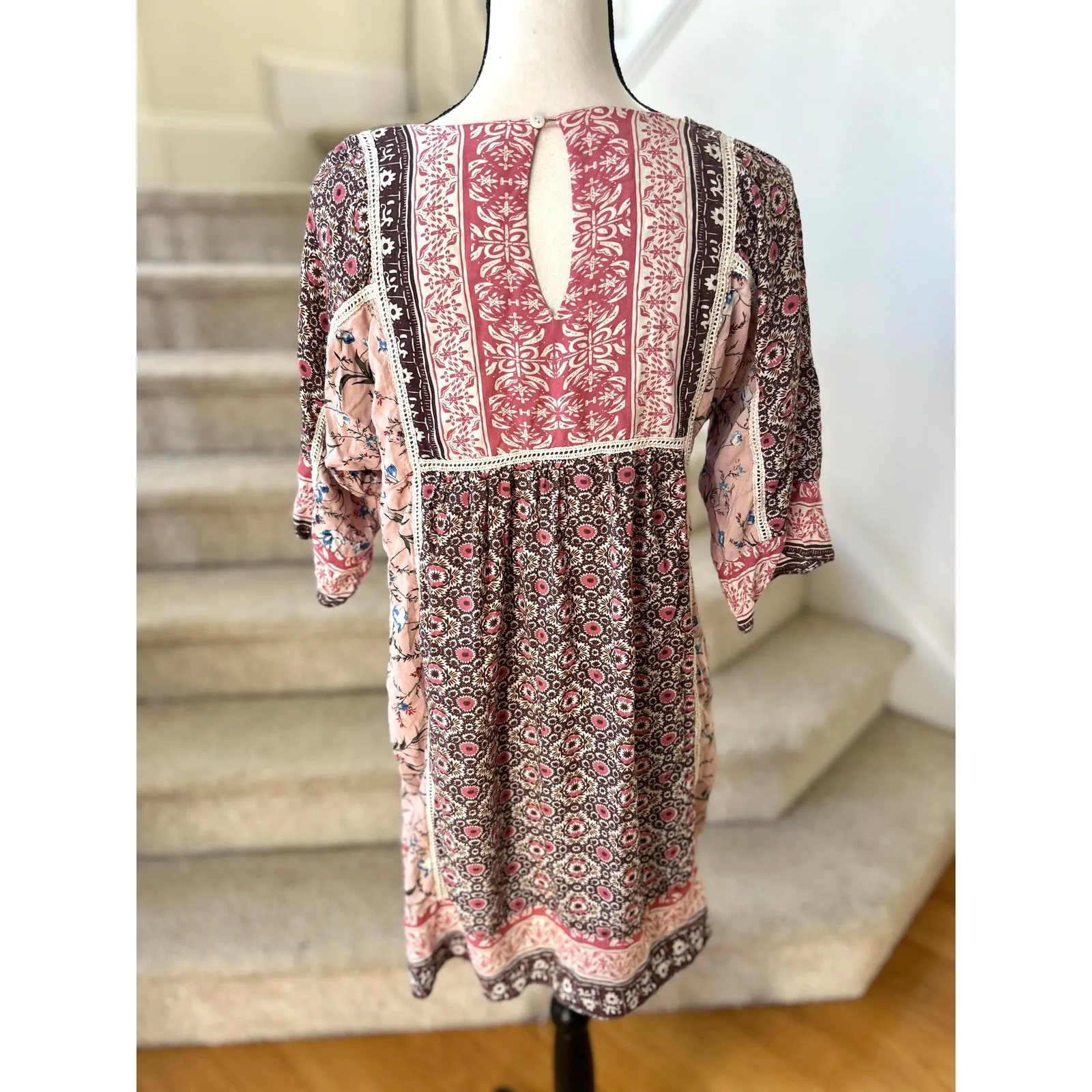 Sundance Pink Ditsy Floral Crochet Lace Trim Mini Dress - Image 2