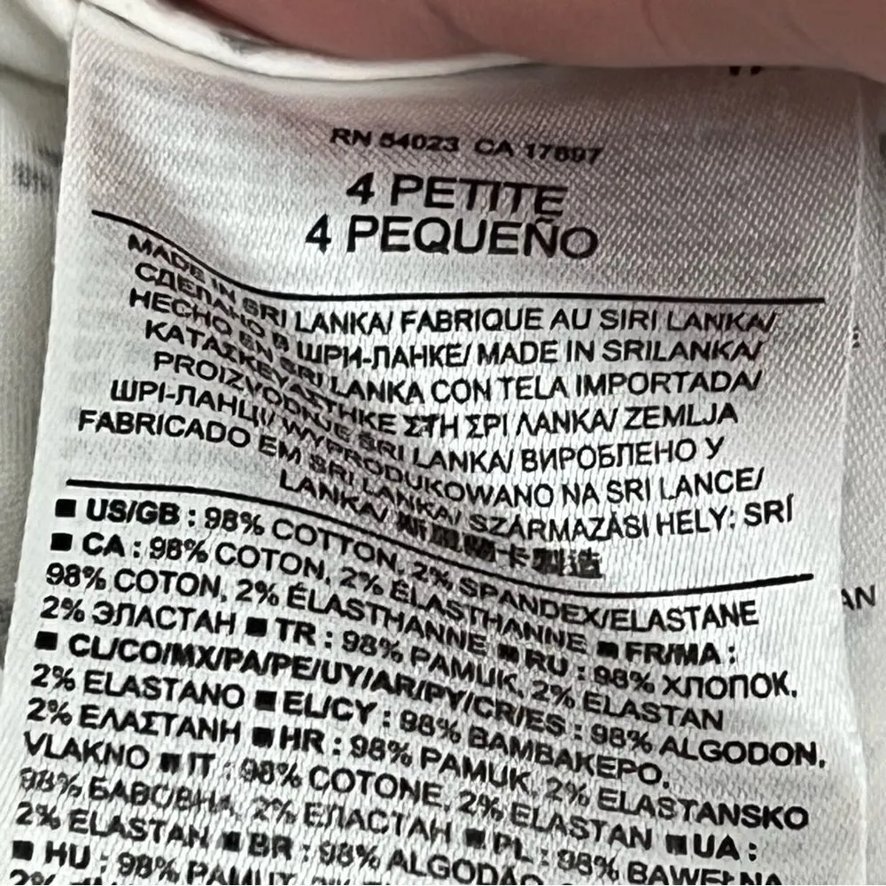 Banana republic women’s‎ size 4 petite dalmatian, print, sleeveless blouse, - Image 5