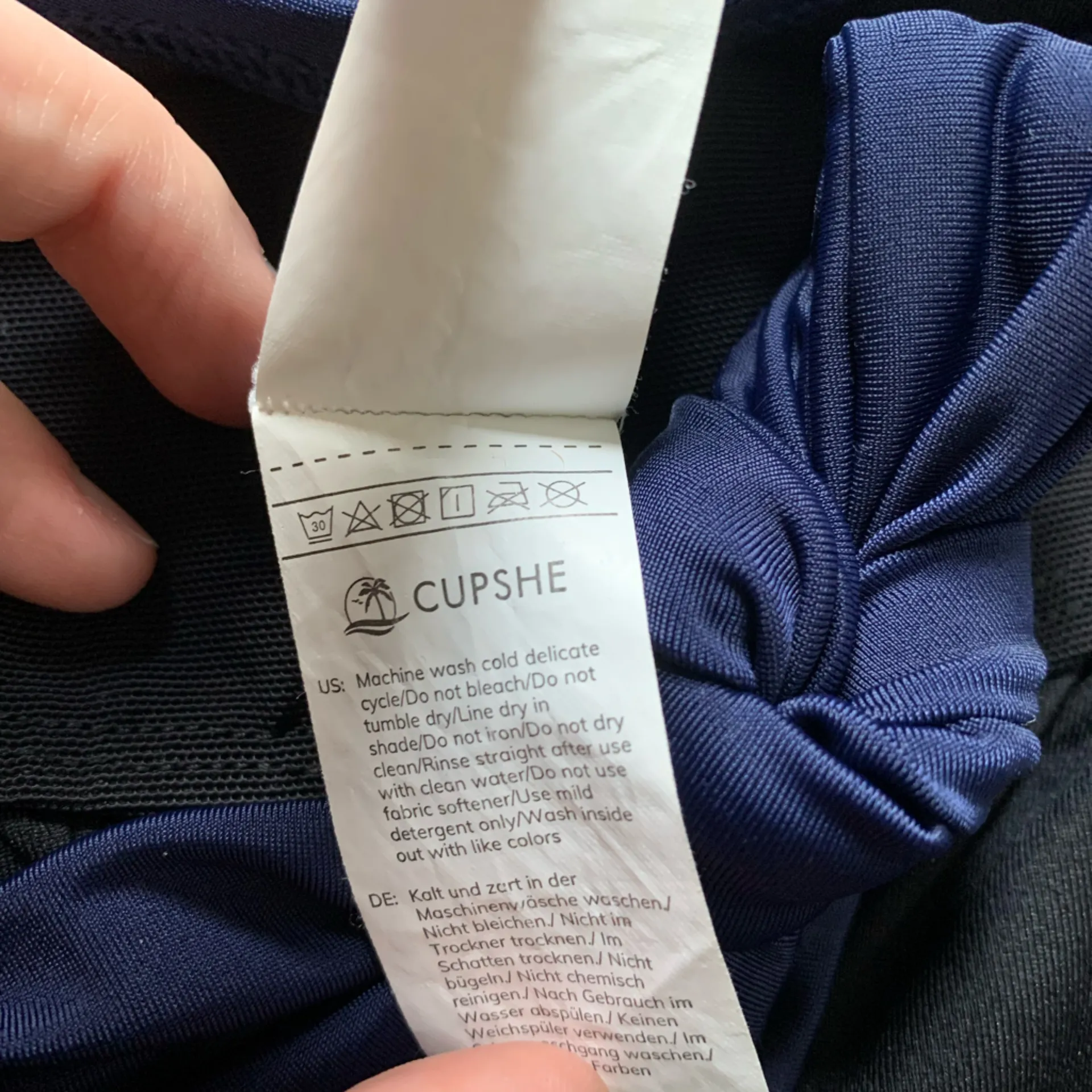 Cupshe Onyx One-Shoulder Tummy Control One Piece Swimsuit S - Image 8