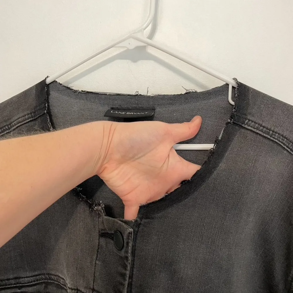 LANE BRYANT Plus Size Black Denim Deconstructed Jean Jacket Distressed Cotton 28 - Image 6