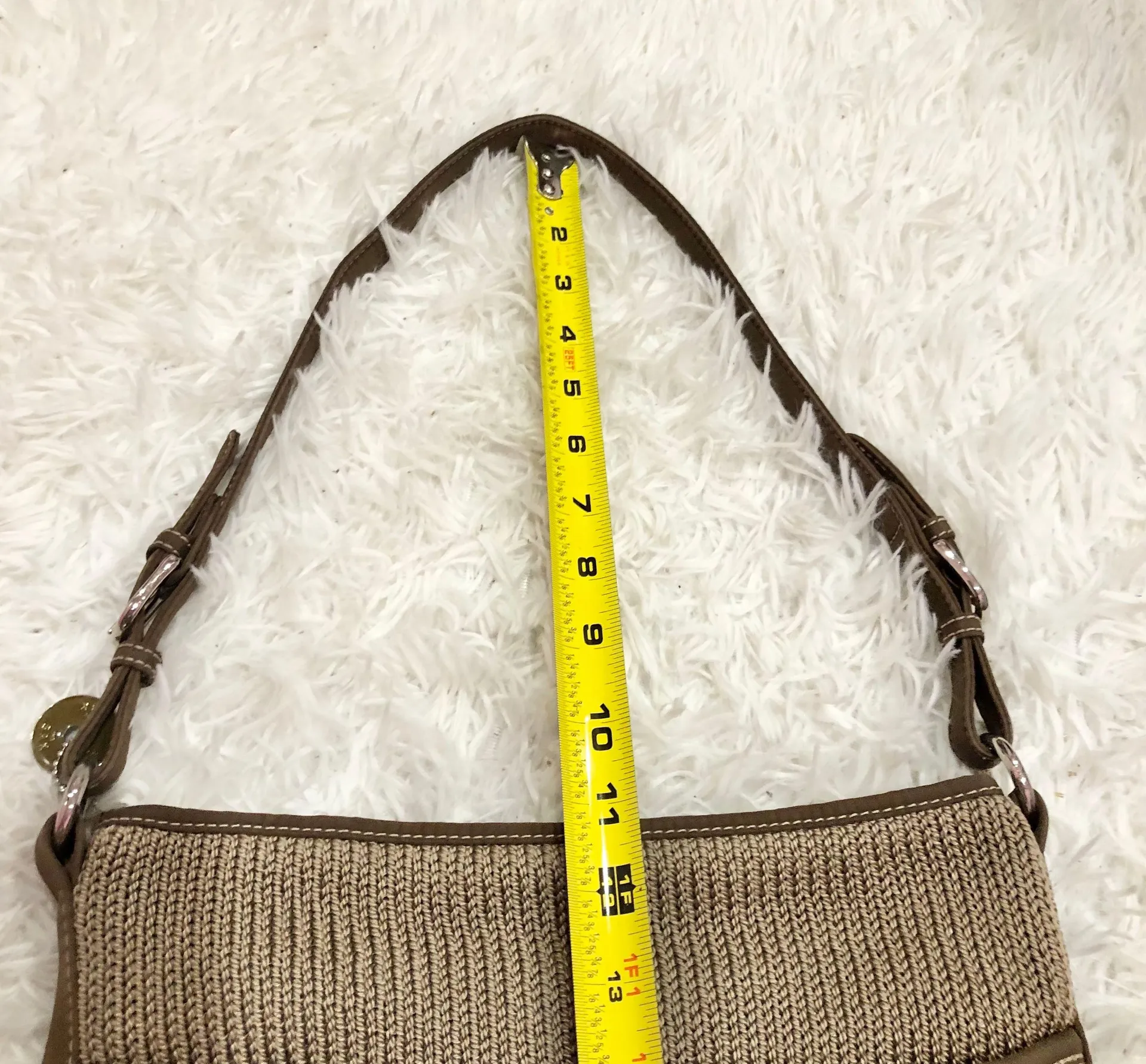 Woven Crochet Hobo Bag Tan Beige Plaid Lining - Image 13