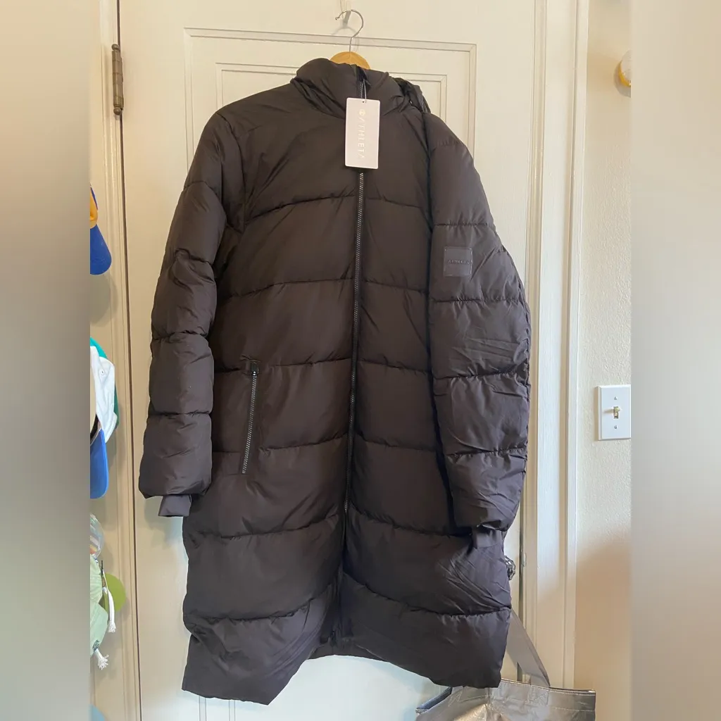 Athleta Stratus puffer Parka - Image 3