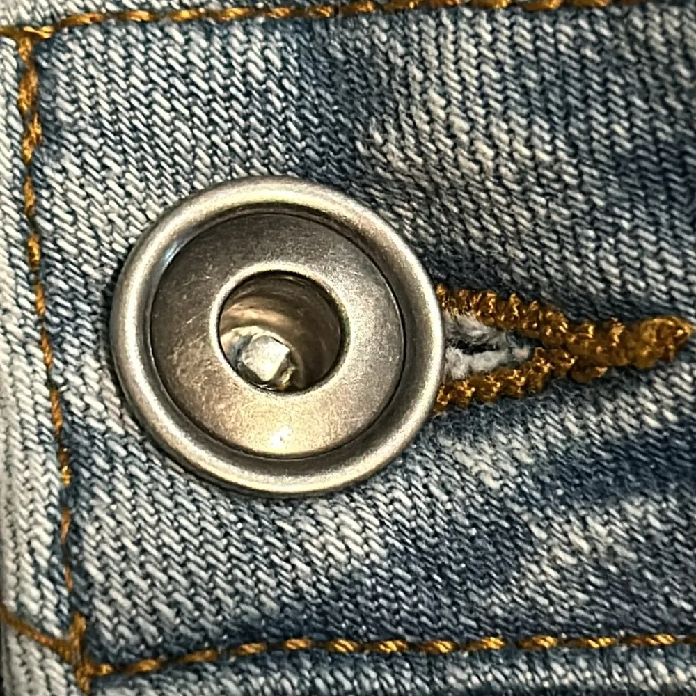 Woman’s A Love A High Rise Ankle Skinny Jeans na Light-washed size 29 - Image 7