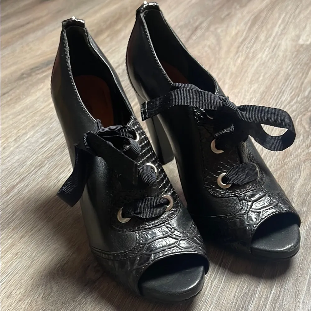 Antonio Melani Clare Black Peep-Toe Heels with Ribbon Detail - Image 2