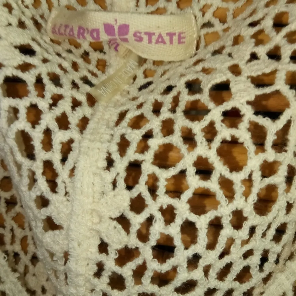 Altr'd State M Creme Crocheted Lace Tank Top Size M - Image 3