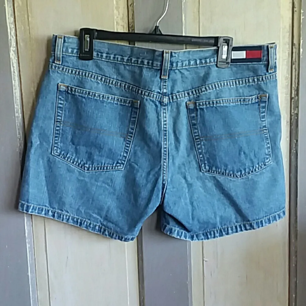 Tommy Jeans Jean Shorts - Image 5