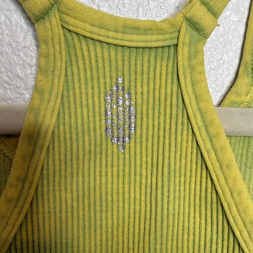 Free People Happiness Runs Crop Tank XS/S Green Size undefined - Image 4