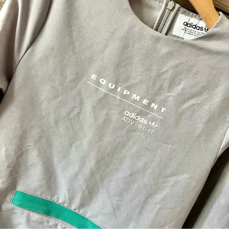 Adidas women’s windbreaker - Image 4