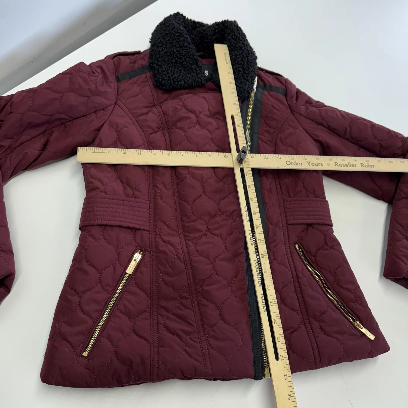 Guess Jacket Womens Small Burgundy Quilted Sherpa Collar‎ Moto Asym Gold Zips - Image 7