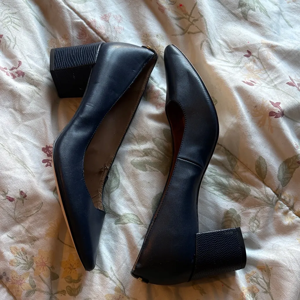 Calvin Klein Navy Natalynn Heeled Pumps - Image 3
