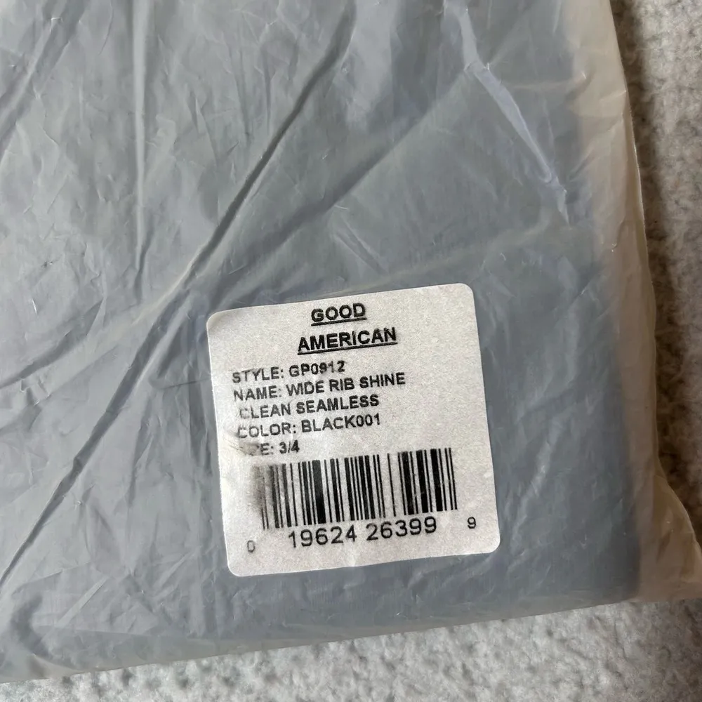 Good American Leggings Womens 3/4 Black Wide Ribbed‎ Shine Seamless Leggings NEW - Image 13