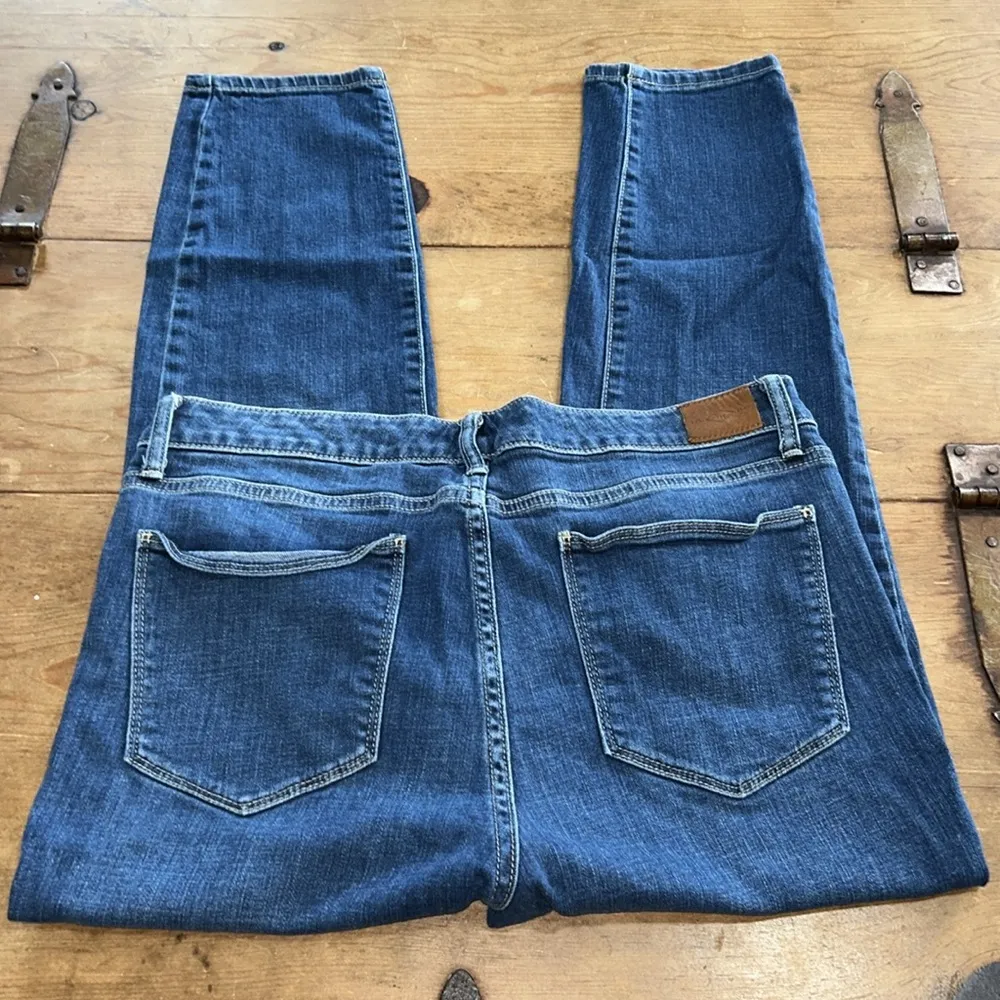 Woman’s Tommy Hilfiger Blue Jeans Size 12 - Image 7