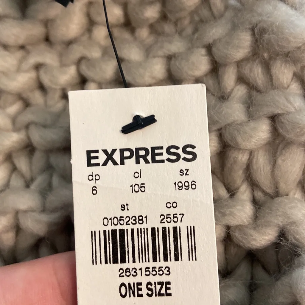 Express Hand Knit Scarf length 86” wide 9” brand new so beautiful - Image 8